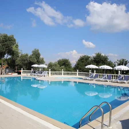 فندق Merit Halki Palace هيبيليادا