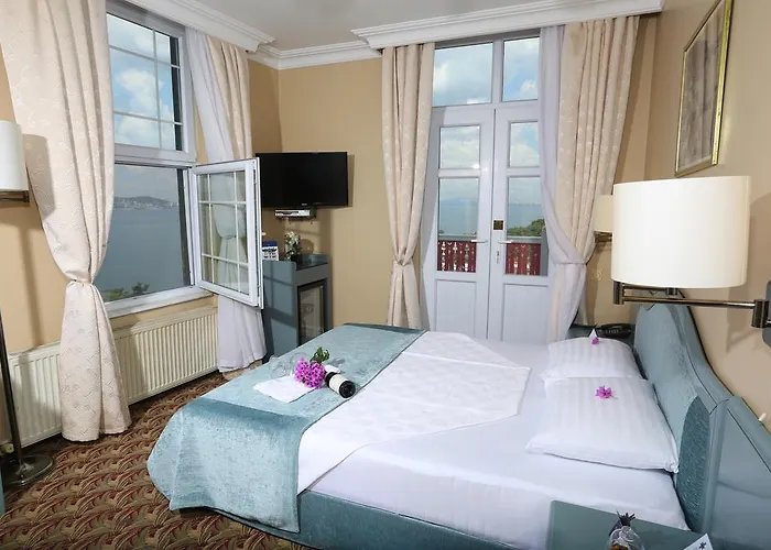 Merit Halki Palace Hotel Heybeliada