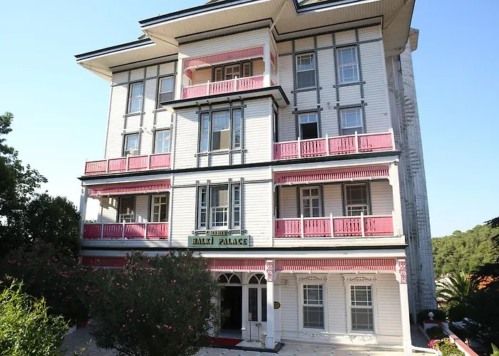 Merit Halki Palace Hotel 4*