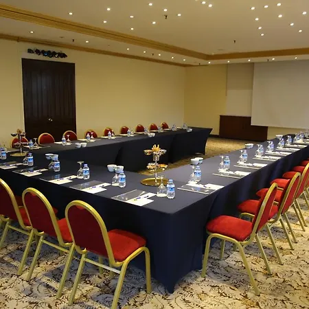 Merit Halki Palace فندق 4*