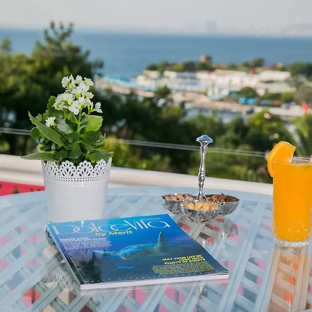 Merit Halki Palace 4* Heybeliada