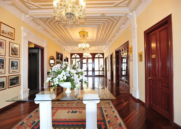 Merit Halki Palace ホテル