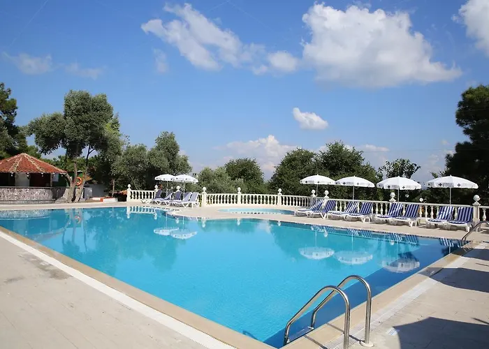 Hotel Merit Halki Palace Heybeliada