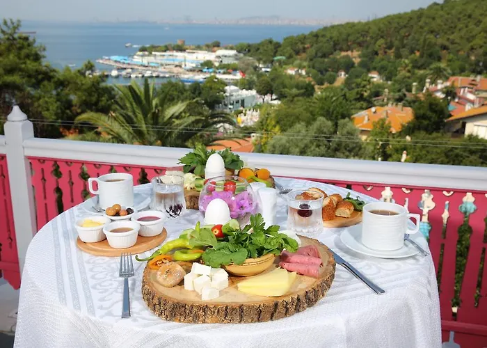 Merit Halki Palace Heybeliada