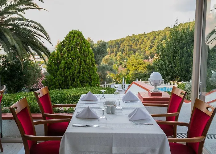 Merit Halki Palace ホテル 4*