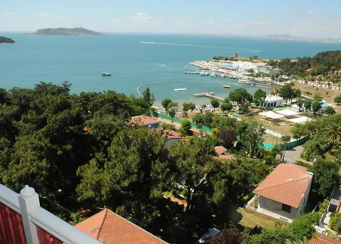 Hotel Merit Halki Palace